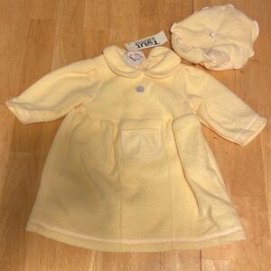 Yellow dress with hat